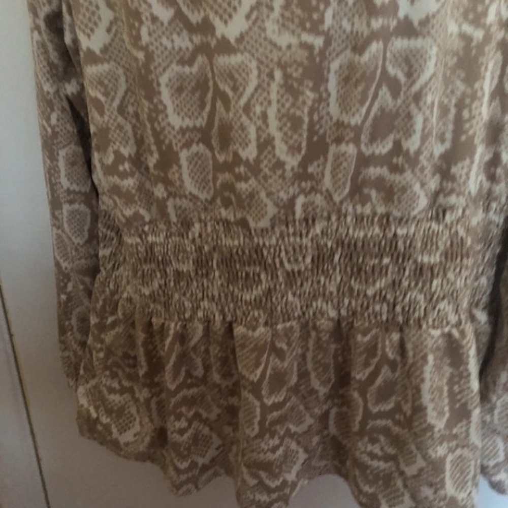 Women’s blouse - Picture 2 of 4